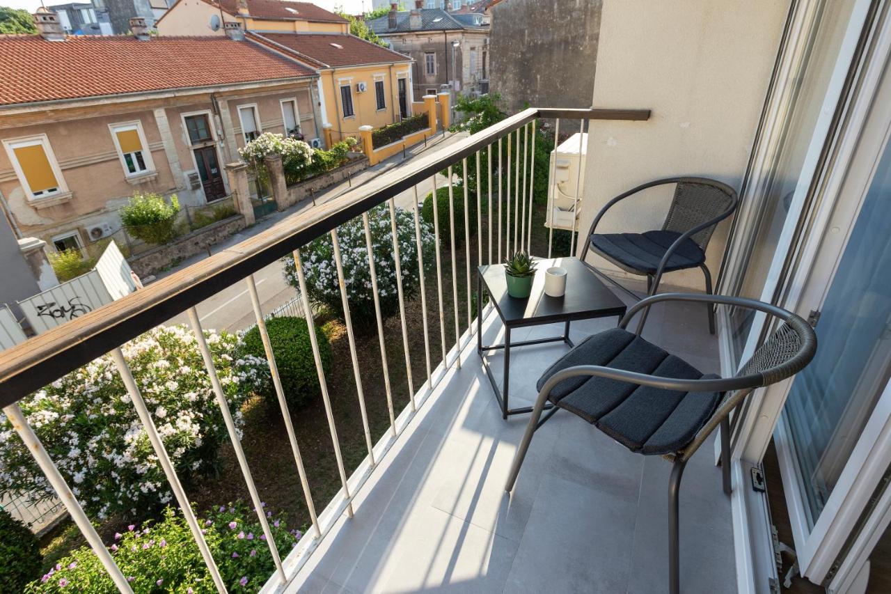 Apartman Izis Centar Pule Pula Bagian luar foto