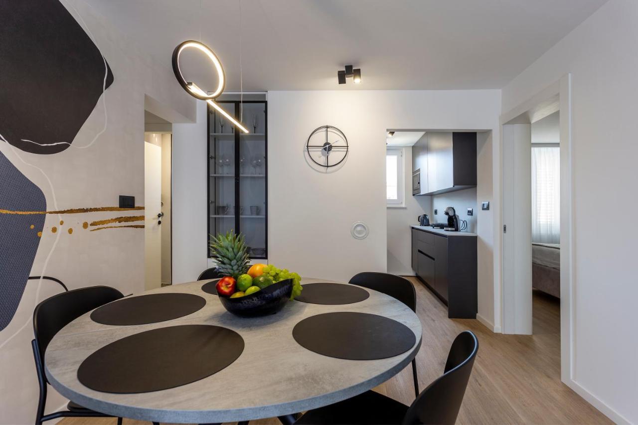 Apartman Izis Centar Pule Pula Bagian luar foto
