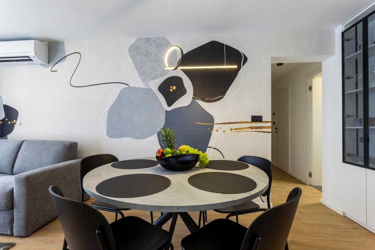 Apartman Izis Centar Pule Pula Bagian luar foto