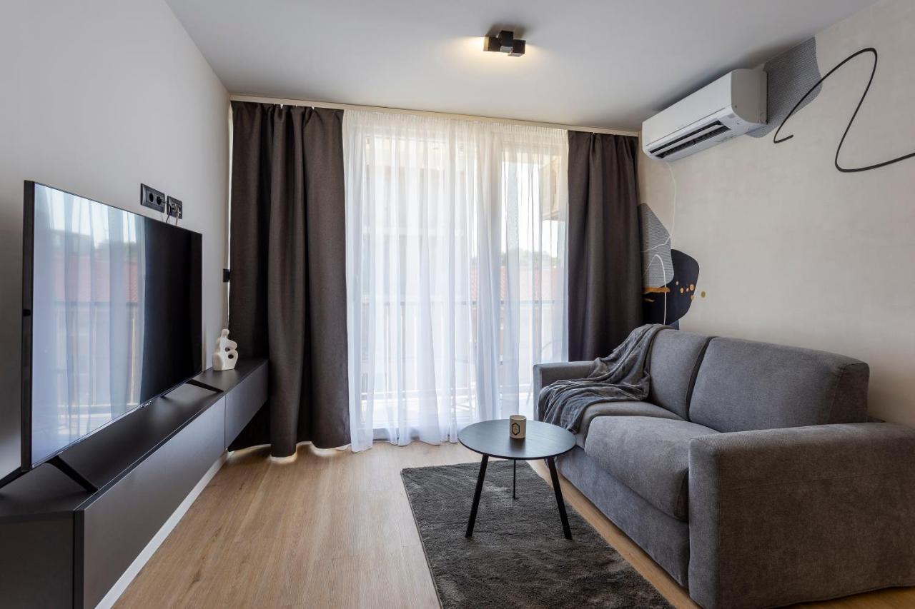 Apartman Izis Centar Pule Pula Bagian luar foto