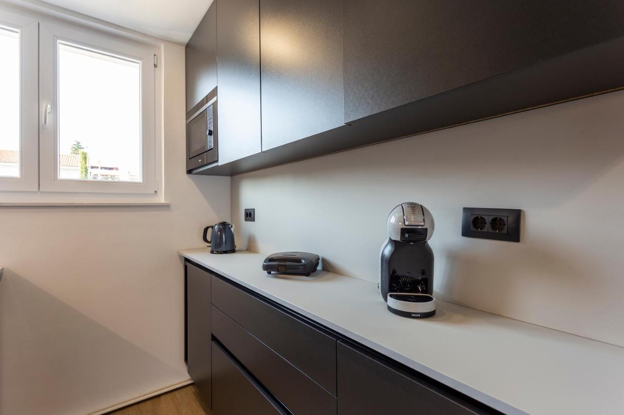 Apartman Izis Centar Pule Pula Bagian luar foto
